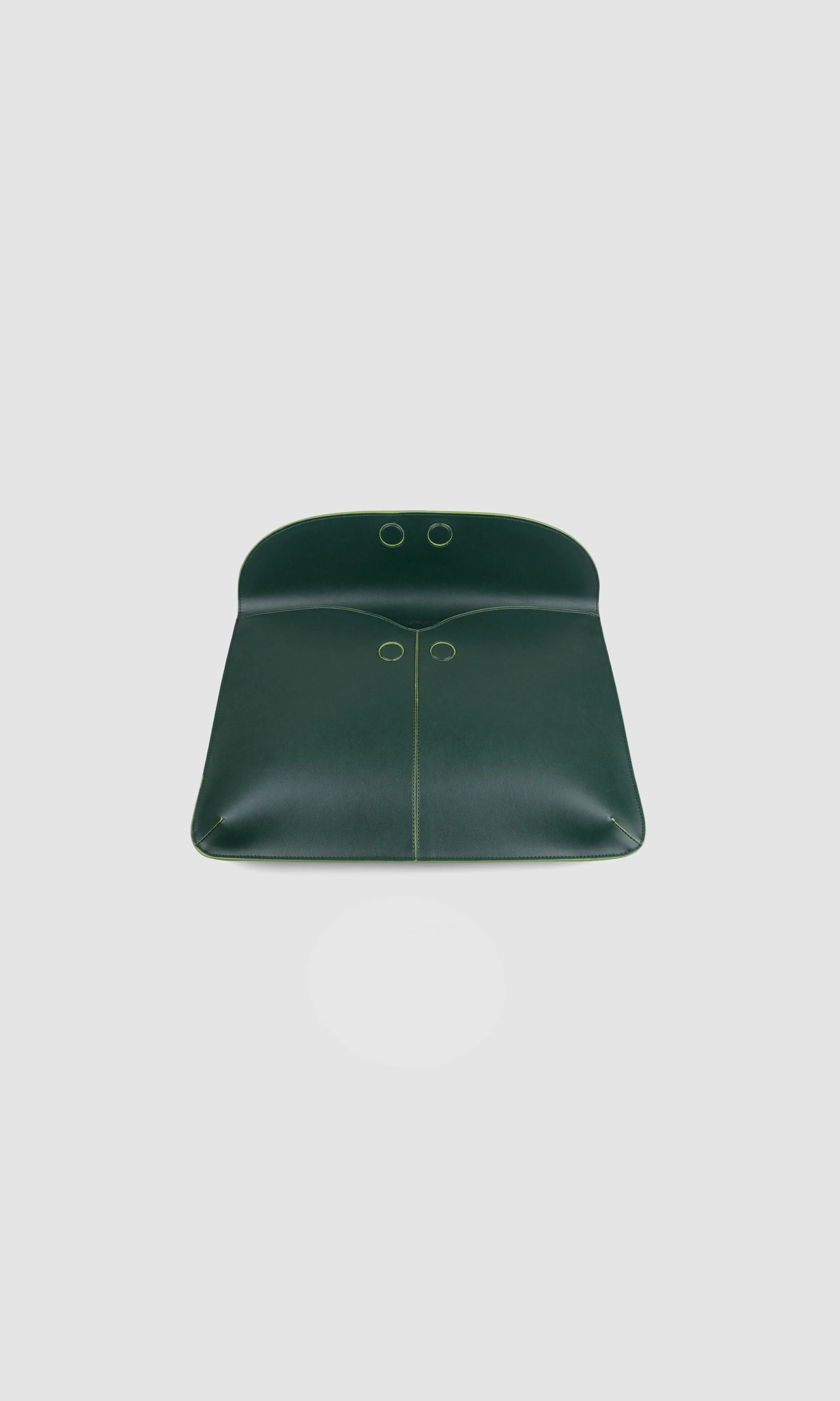 LOYAUTÉ - AMAZON LAPTOP BAG - Image 3