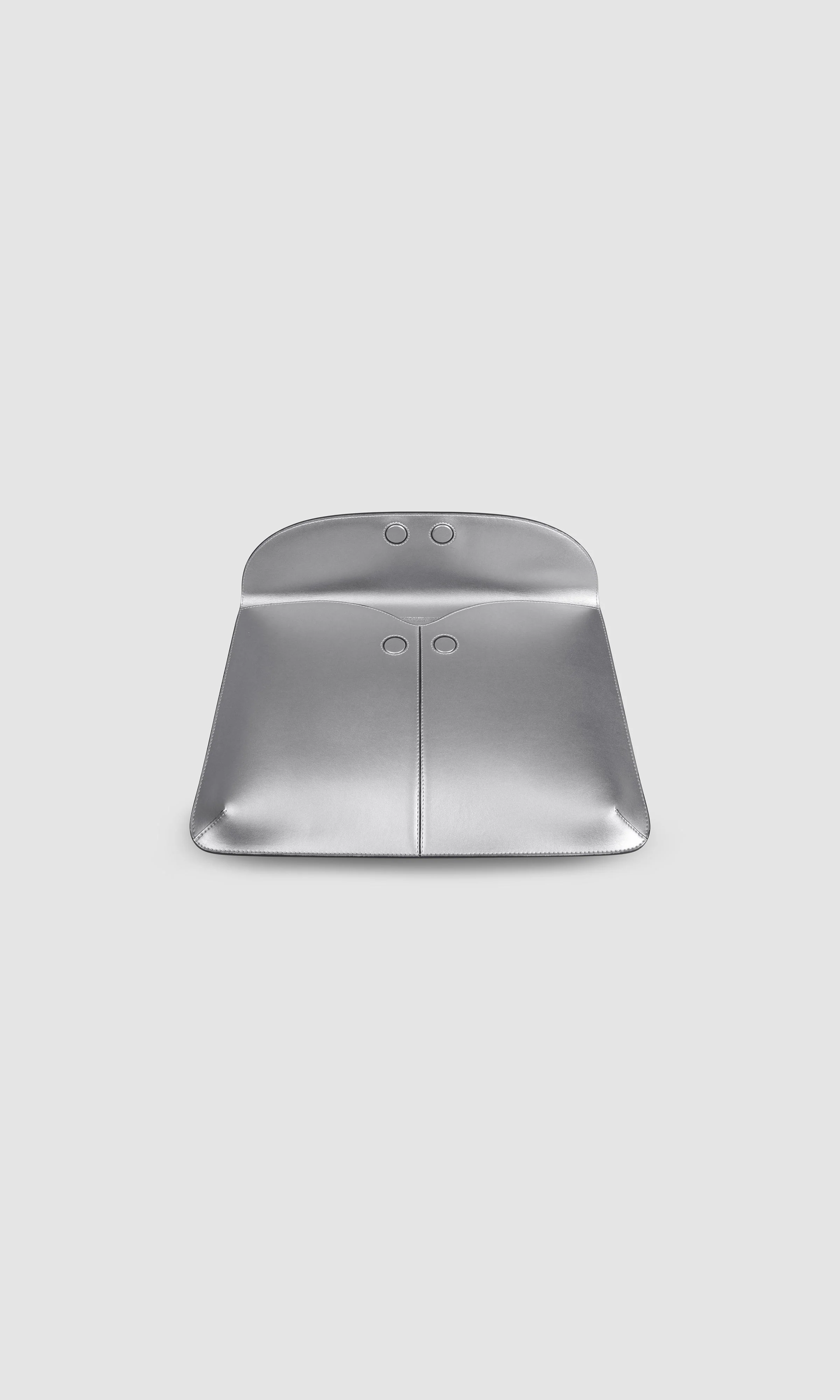 LOYAUTÉ - METAL LAPTOP BAG - Image 5