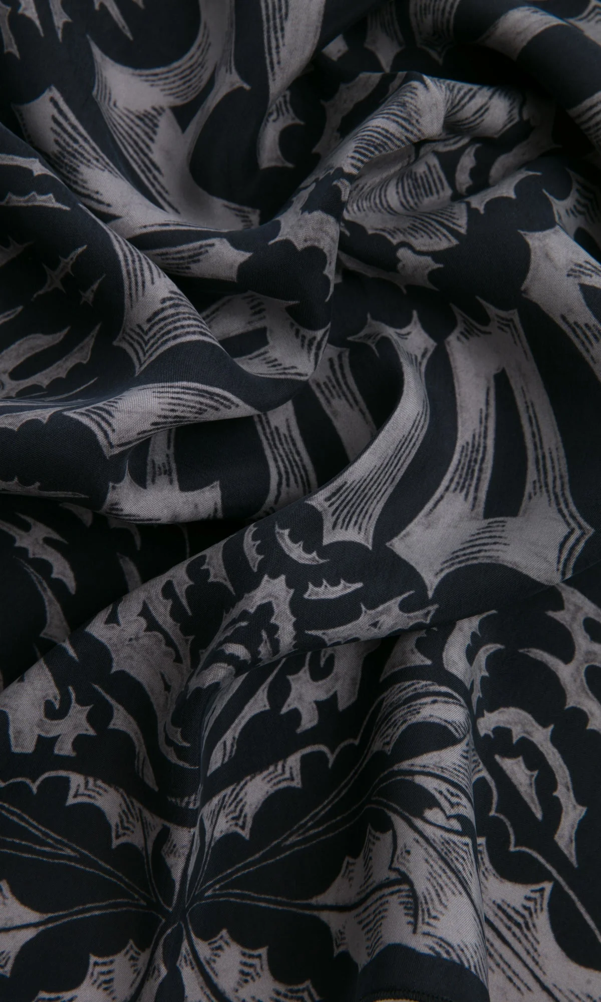 REVOLT JUNGLE BANDANA - BLACK - Image 5